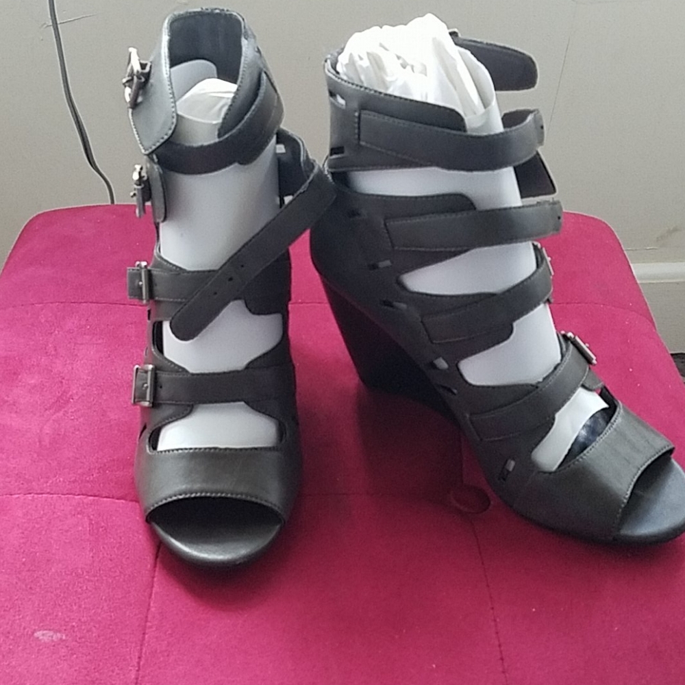 Wedge sandal